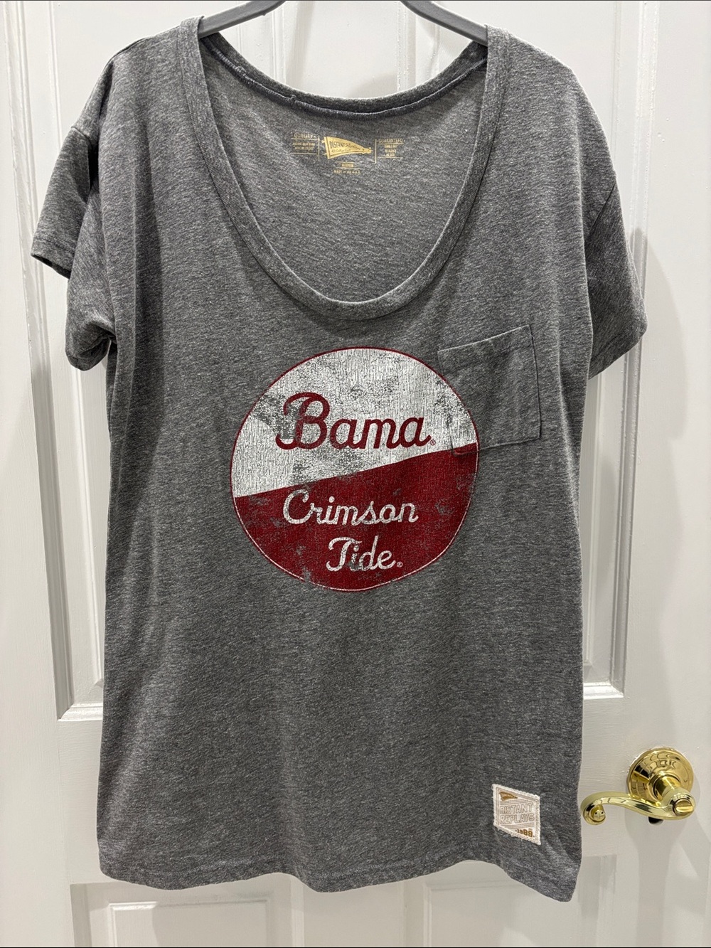 Women's Gray Scoop Neck Pocket Tee with Bama Crimson Tide Graphic
